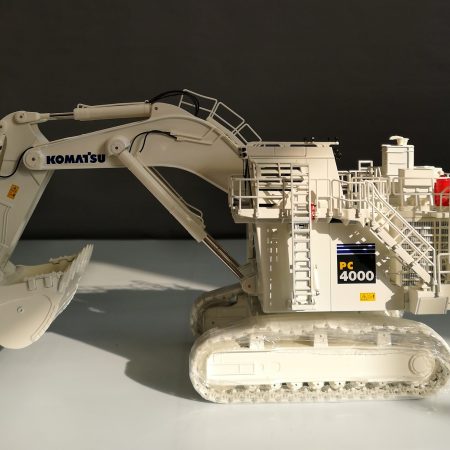 KOMATSU PC4000 Mining Excavator 1:50 White Edition